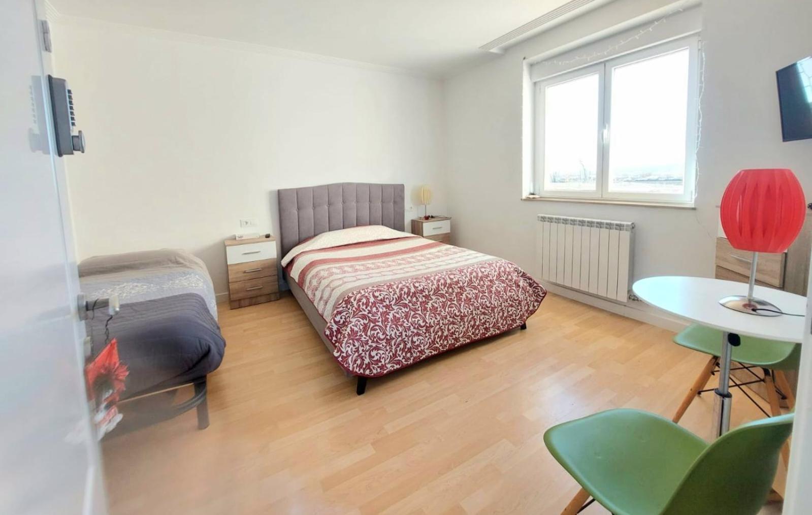 Casa Miguel Y Sally Villanueva de Las Manzanas Номер фото